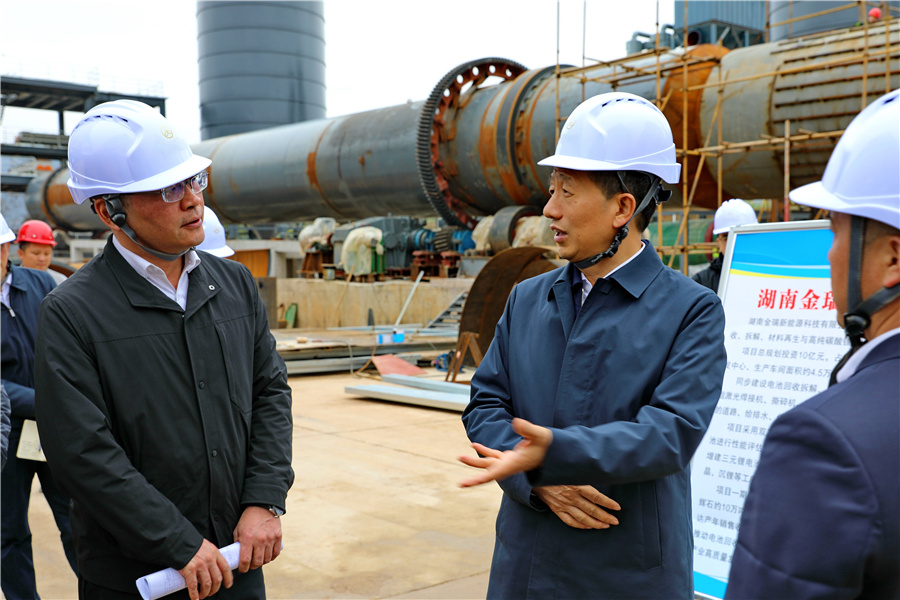 許忠建專題調(diào)研重點項目建設及企業(yè)復工復產(chǎn)情況